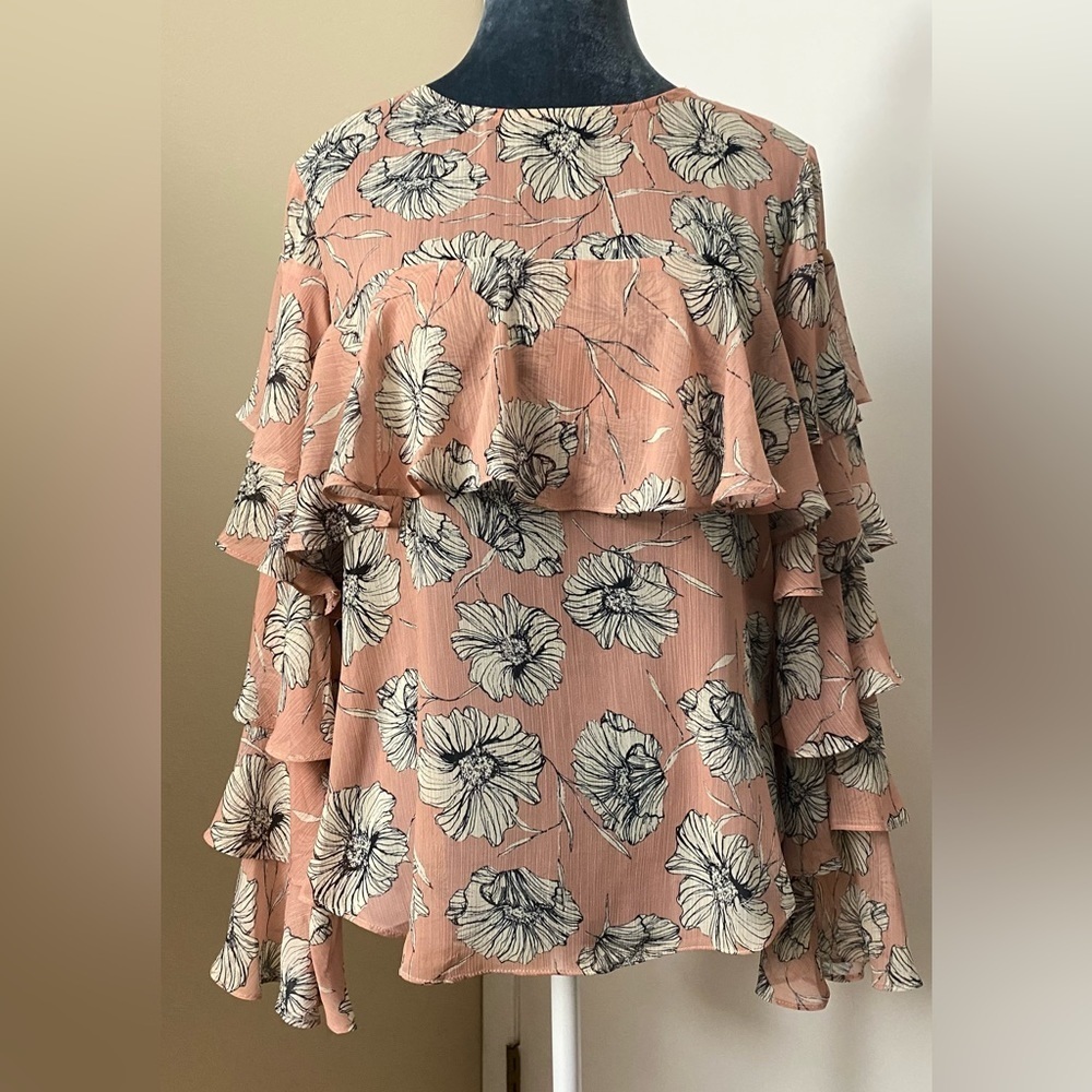 Endless Rose Pink Floral Tiered Ruffle Sleeve Blouse Size Small